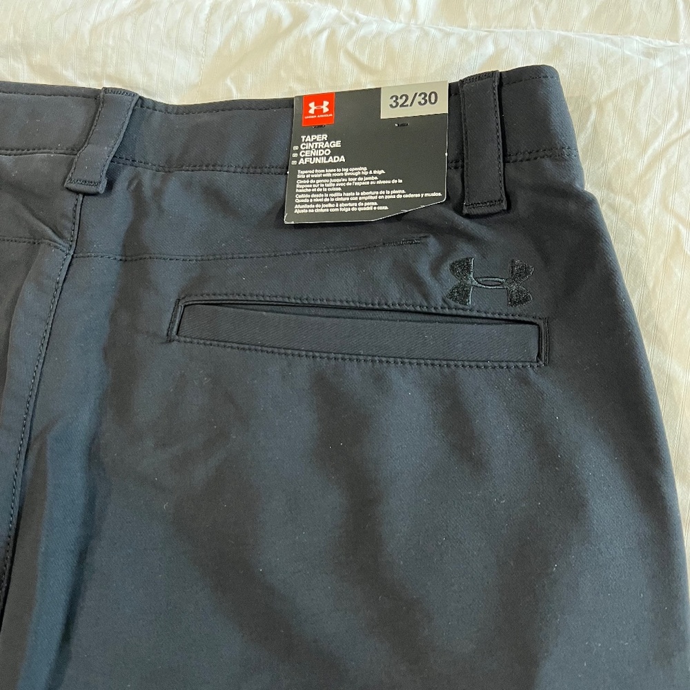 Under Armour men's golf pants NWT